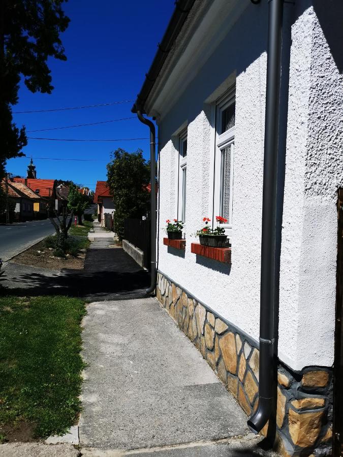 Lehel Apartman Keszthely Exterior foto
